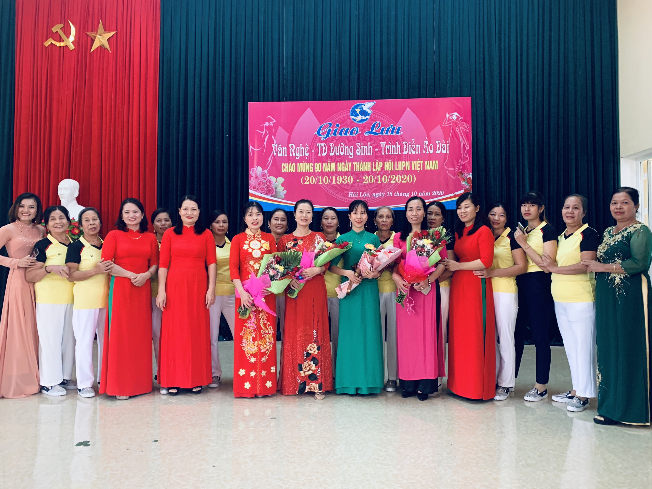 Giao Lưu Văn Nghệ chào mừng quốc tế phụ nữ Việt Nam xã Hải Lộc 2020